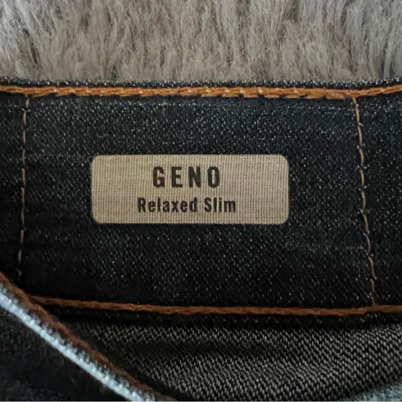 Men’s True Religion Jeans - Picture 7 of 7